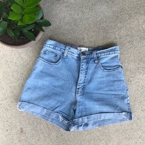 Super High Rise Jean Short